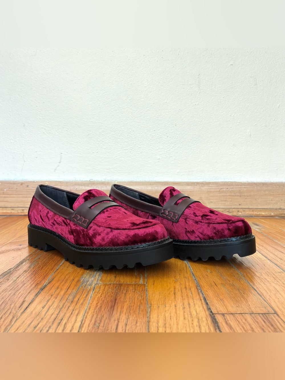 Circus Sam Edelman Womens Dillon Loafer Burgundy Velvet Size 8 Platform Lug Sole